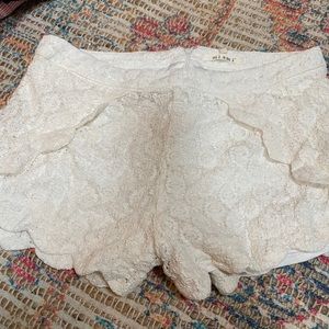 white lace shorts